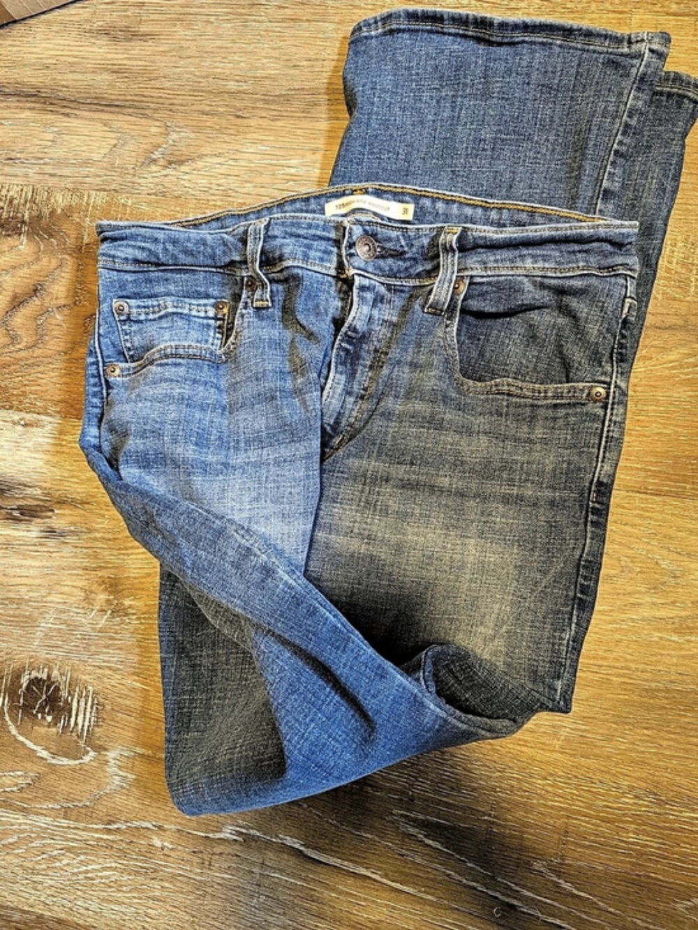 Levi's 725 High Rise Bootcut Jeans Blue 31x32